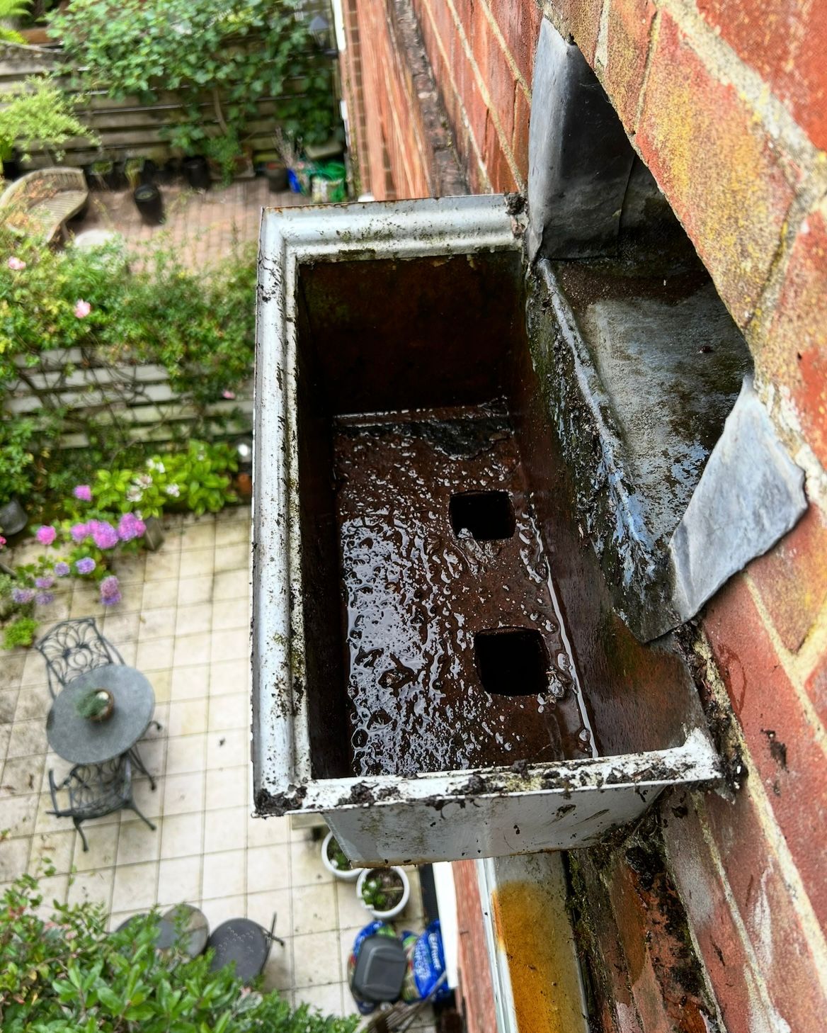 A Local Gutter Cleaner You Can Actually Speak To - Deans Gutters
